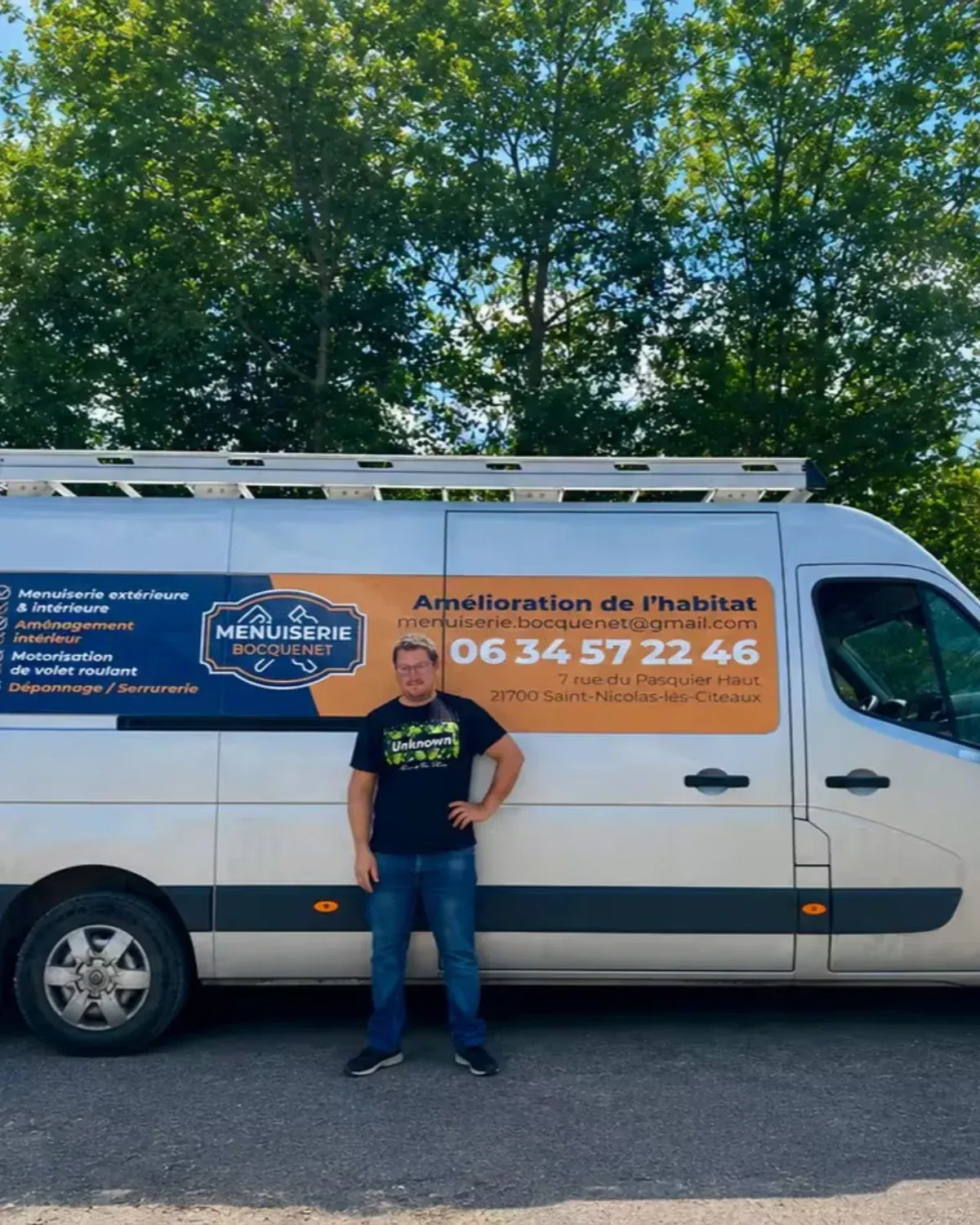 Artisan Menuiserie Bocquenet sur un chantier