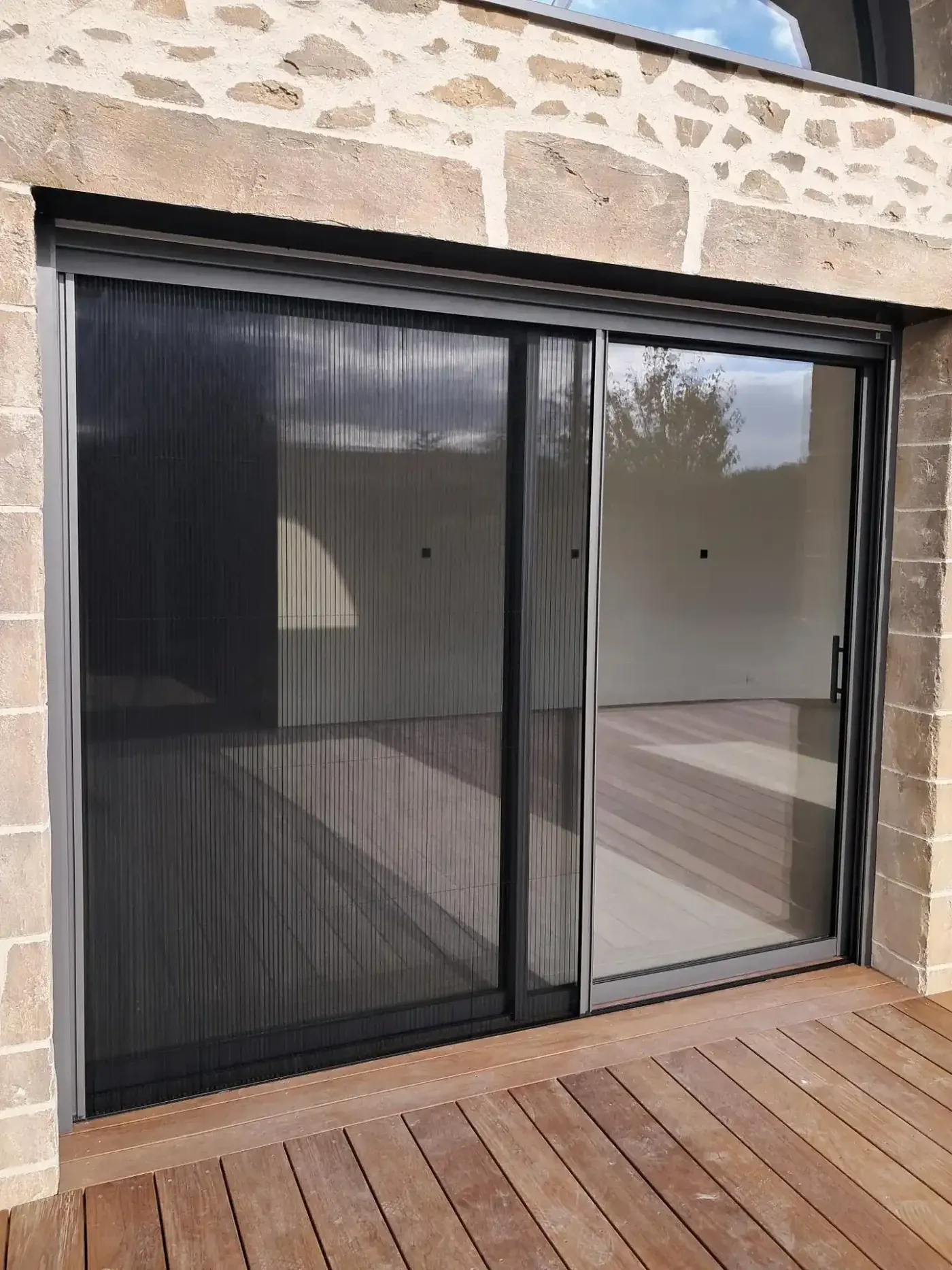 Moustiquaires sur-mesure